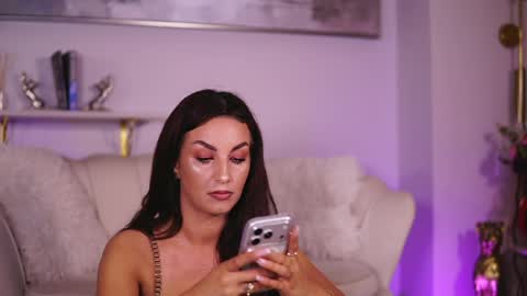 Snapshot of zayaseduce chatting on 06.08.26 Mira online show from 06.08.26