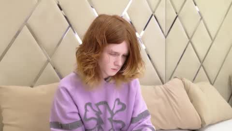 Snapshot of zaynginger chatting on 02.27.26 ZAYN online show from 02.27.26