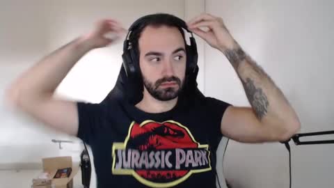 Snapshot of zazou3113 chatting on 12.02.24 Grizzly Bear online show from 12.02.24