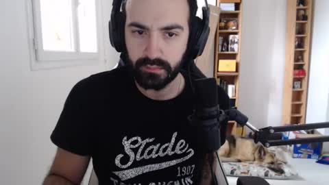 Snapshot of zazou3113 chatting on 01.31.25 Grizzly Bear online show from 01.31.25