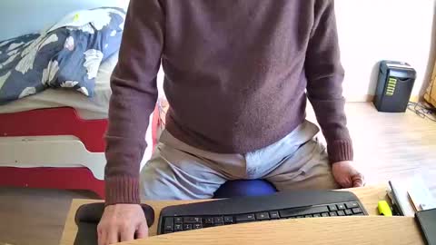 Snapshot of zebulon2023 chatting on 12.28.24 zebulon2023 online show from 12.28.24