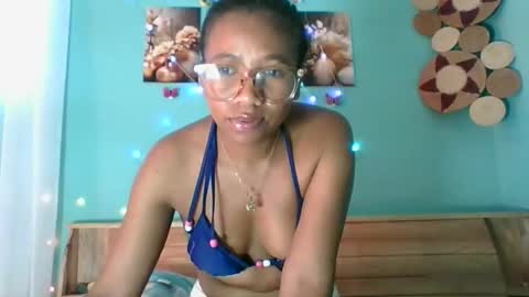 Snapshot of zedidia chatting on 05.03.26 zedidia online show from 05.03.26