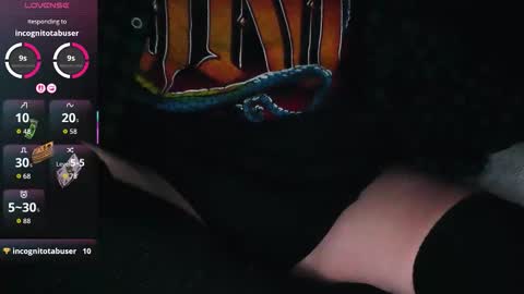 Snapshot of zeemomdalorian chatting on 04.08.26 Zee online show from 04.08.26