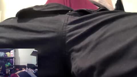 Snapshot of zeibud chatting on 04.11.26 Cass online show from 04.11.26