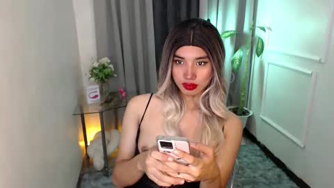 zelainalovetocum online show from 01.26.25
