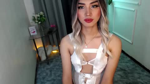 zelainalovetocum online show from 02.05.25