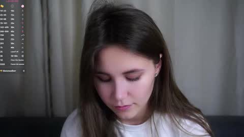 Emilia online show from 11.11.25