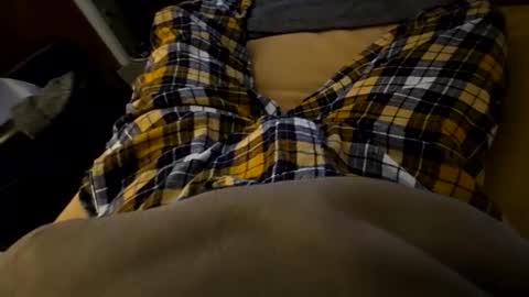 Snapshot of zemtseff1290 chatting on 02.14.26 zemtseff1290 online show from 02.14.26