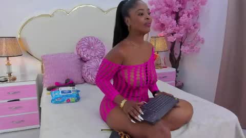 zendayarosse online show from 05.15.26