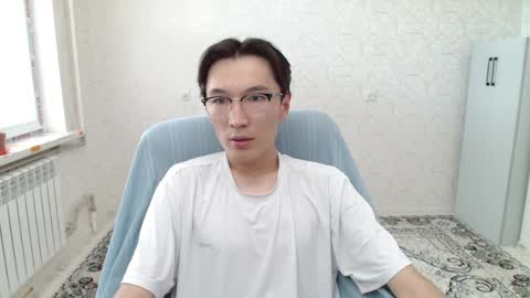 Snapshot of zengom chatting on 06.03.26 Zen online show from 06.03.26