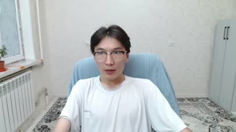 Snapshot of zengom chatting on 06.13.26 Zen online show from 06.13.26