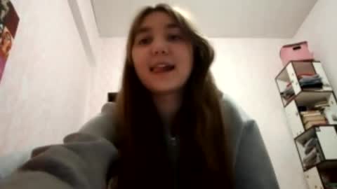 zeniabrossoit online show from 04.13.26