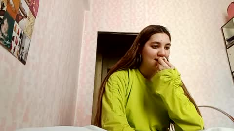 Snapshot of zeniabrossoit chatting on 05.02.26 zeniabrossoit online show from 05.02.26