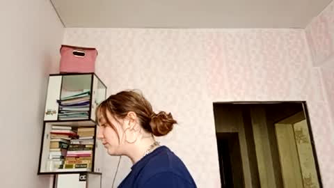 Snapshot of zeniabrossoit chatting on 05.16.26 zeniabrossoit online show from 05.16.26