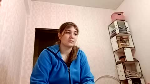 Snapshot of zeniabrossoit chatting on 05.18.26 zeniabrossoit online show from 05.18.26