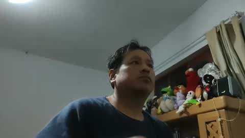 Snapshot of zenonsex chatting on 05.18.26 zenonsex online show from 05.18.26