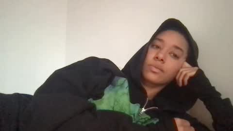 Snapshot of zenxbiaa chatting on 11.17.25 zenxbiaa online show from 11.17.25