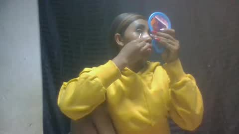 Snapshot of zeolineess chatting on 11.02.25 zeolineess online show from 11.02.25