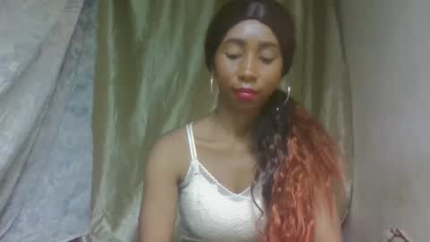 Snapshot of zeolineess chatting on 11.07.25 zeolineess online show from 11.07.25