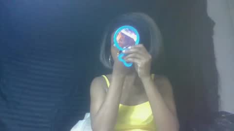 Snapshot of zeolineess chatting on 12.04.25 zeolineess online show from 12.04.25