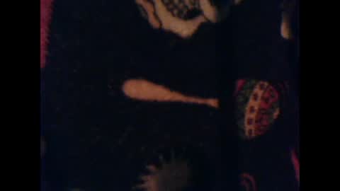 Snapshot of zeroandhero chatting on 02.09.25 zero online show from 02.09.25