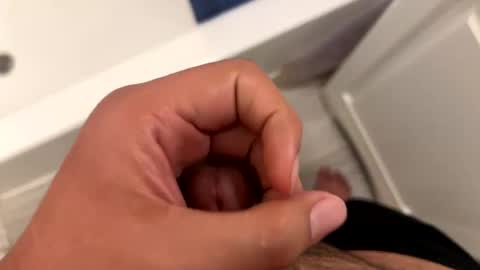 zerotwo5 online show from 09.28.25