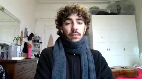 Snapshot of zeta214 chatting on 11.24.25 zeta214 online show from 11.24.25