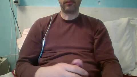 Snapshot of zeus00811 chatting on 04.01.26 zeus online show from 04.01.26