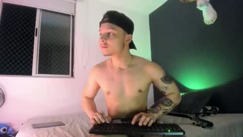 Snapshot of zeusjeff chatting on 03.06.26 zeus online show from 03.06.26