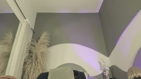 zhally_dee online show from 05.25.26