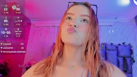 Snapshot of zhararousse chatting on 04.27.26 Zhara Rousse online show from 04.27.26