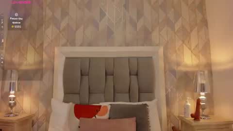 Snapshot of zharia_lux25 chatting on 07.19.26 zharia_lux25 online show from 07.19.26