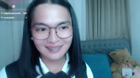 Snapshot of zhaviahale chatting on 06.21.26 im your lovely zhaviabigcock here online show from 06.21.26