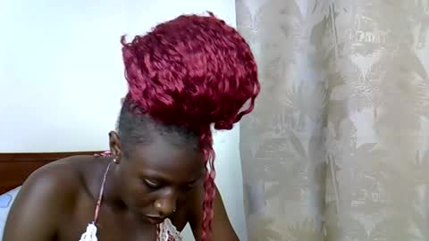 Snapshot of zia_vier chatting on 05.22.26 flavian online show from 05.22.26
