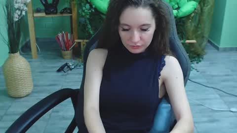 zianichols online show from 02.26.25