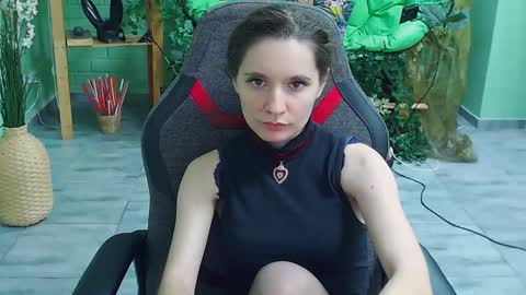 zianichols online show from 03.01.25