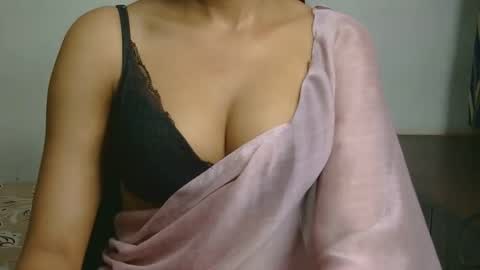 Snapshot of ziyaa_1 chatting on 06.08.26 Ziyaa online show from 06.08.26