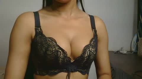 Snapshot of ziyaa_1 chatting on 07.01.26 Ziyaa online show from 07.01.26