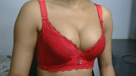 Snapshot of ziyaa_1 chatting on 07.05.26 Ziyaa online show from 07.05.26