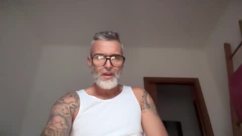Snapshot of zkopa69 chatting on 10.23.25 zkopa69 online show from 10.23.25