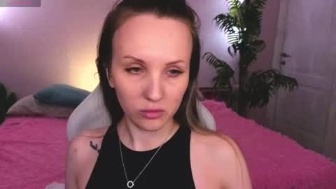 Snapshot of zlata__fox chatting on 04.24.26 Zlata Mon Tue Thu Fri Sun Sa GMT 3 0000pm - 0600pm online show from 04.24.26