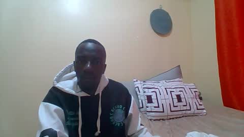 Zlatann2012 online show from 10.23.25