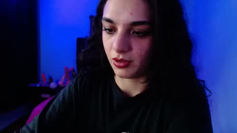 zoe_0111 online show from 01.31.25