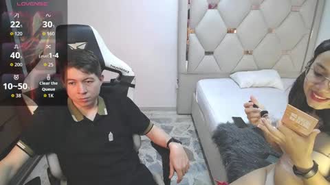 Snapshot of zoe_and_jackk_ chatting on 05.03.26 ZOE AND JACK online show from 05.03.26