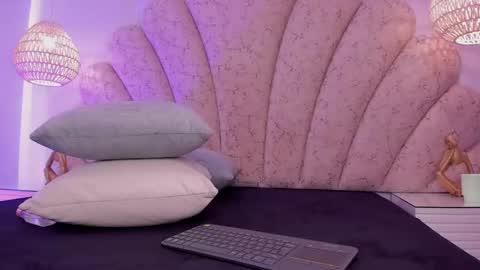Snapshot of zoe_blosson chatting on 05.19.26 zoe_blosson online show from 05.19.26