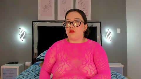 zoe_curvyy online show from 06.16.26
