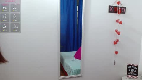 Snapshot of zoe_cutex chatting on 12.17.24 Zoe online show from 12.17.24