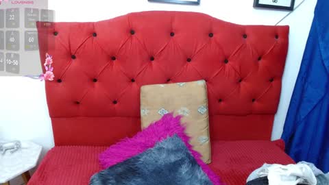 Snapshot of zoe_cutex chatting on 12.21.24 Zoe online show from 12.21.24