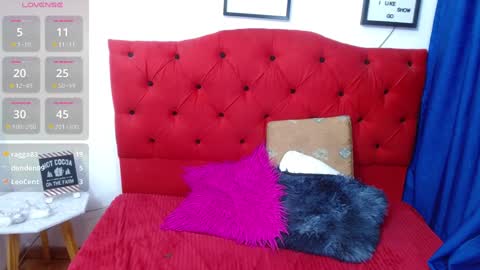 Snapshot of zoe_cutex chatting on 01.16.25 Zoe online show from 01.16.25