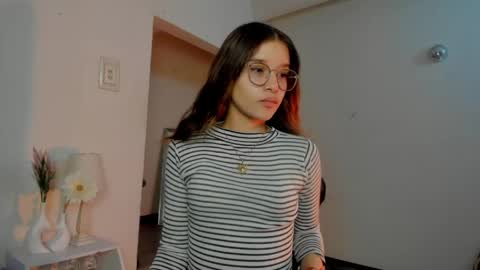 Snapshot of zoe_dear chatting on 05.01.26 zoe_dear online show from 05.01.26